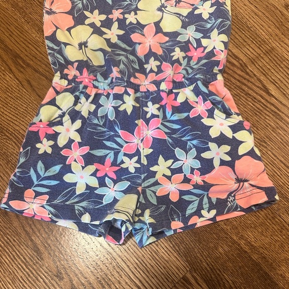 Carter’s Toddler Girls Navy Tropical Floral Romper Size 2T - Picture 3 of 7
